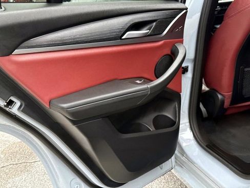 Certified 2024 BMW X3 xDrive30i w/ M Sport Package image 13