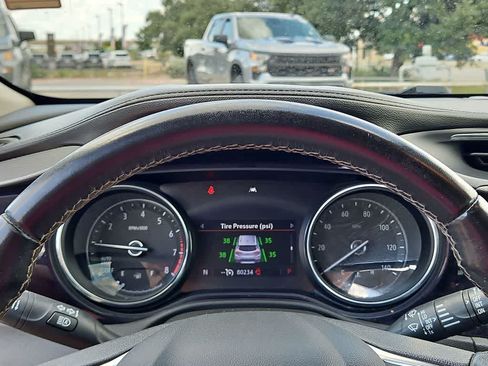 Used 2020 Buick Encore GX Select w/ Sport Touring Package FWD image 22