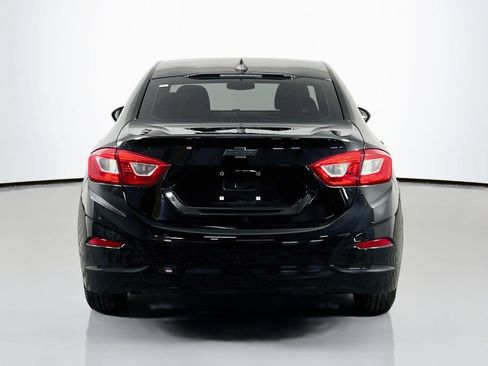 Used 2018 Chevrolet Cruze LS FWD image 6