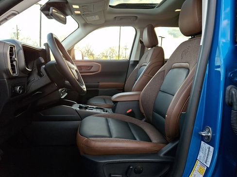 Used 2025 Ford Bronco Sport Outer Banks w/ Outer Banks Tech Package+ AWD/4WD image 13