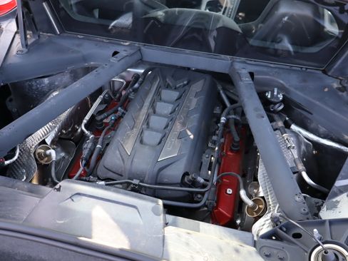 Certified 2024 Chevrolet Corvette Stingray Preferred Cpe w/ 2LT image 30