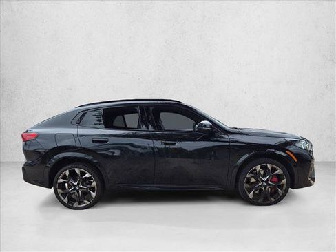 Used 2025 BMW X2 xDrive28i w/ Technology Package AWD/4WD image 4