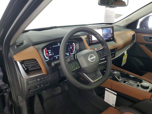 New 2026 Nissan Rogue Platinum w/ Platinum Premium Package AWD/4WD image 11