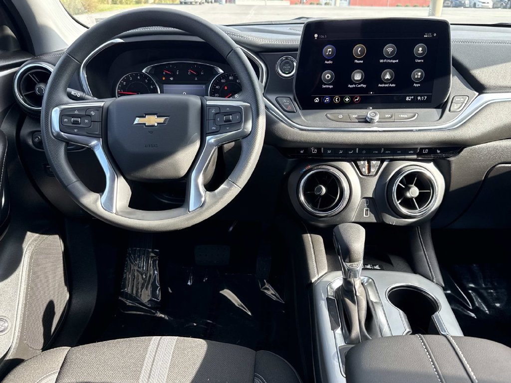 New 2026 Chevrolet Blazer LT w/ Convenience Package AWD/4WD image 2