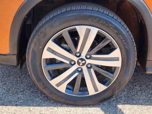 Used 2025 Mitsubishi Outlander Sport ES AWD/4WD image 7