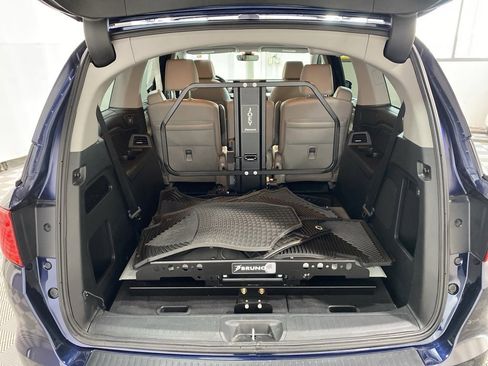 Used 2023 Honda Odyssey EX-L image 23