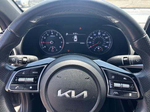Used 2024 Kia Forte GT-Line w/ GT-Line Premium Package FWD image 17