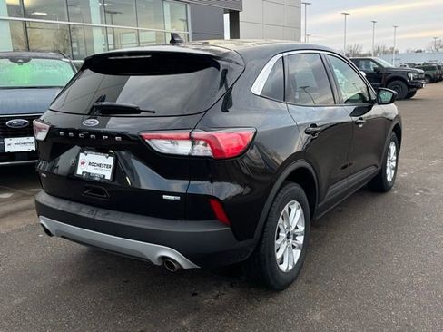 Certified 2020 Ford Escape SE image 37