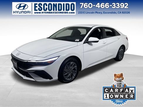 Certified 2025 Hyundai Elantra Hybrid FWD image 1