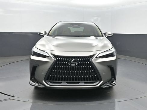 Used 2025 Lexus NX 250 FWD w/ Accessory Package (Z1) image 31