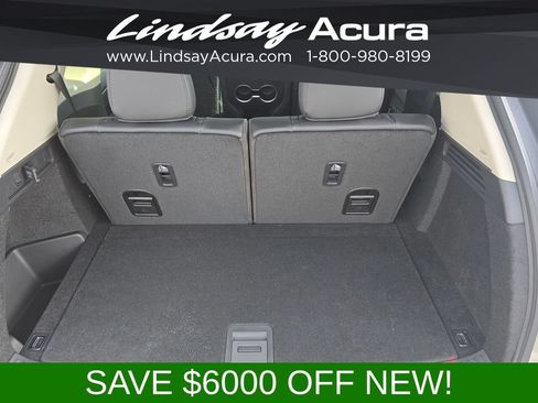 Used 2026 Acura MDX SH-AWD image 9