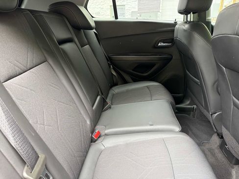 Certified 2022 Chevrolet Trax LT w/ Sport Edition AWD/4WD image 24