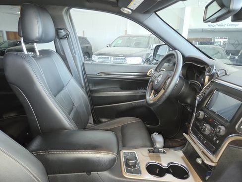 Used 2014 Jeep Grand Cherokee Limited AWD/4WD image 26