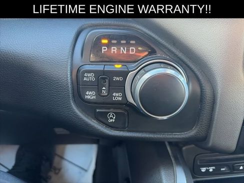 Used 2019 RAM 1500 Big Horn image 25