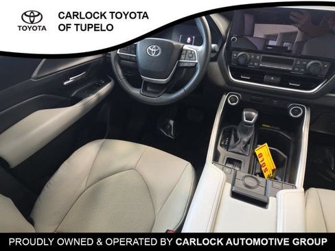Used 2025 Toyota Grand Highlander FWD image 21