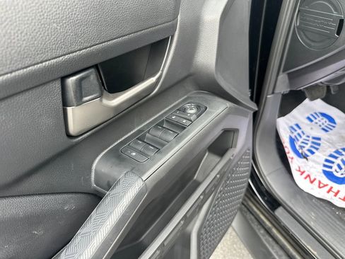 New 2025 Toyota Tacoma TRD Off-Road AWD/4WD image 14