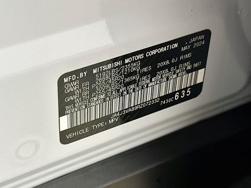 Used 2024 Mitsubishi Outlander SE FWD image 12