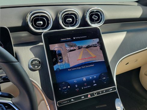 Certified 2026 Mercedes-Benz GLC 300 image 25