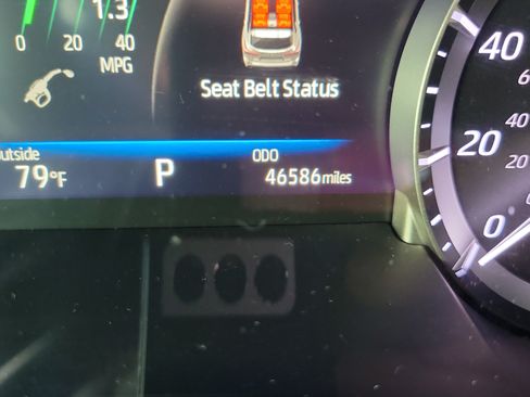 Used 2023 Toyota Highlander XLE FWD image 25