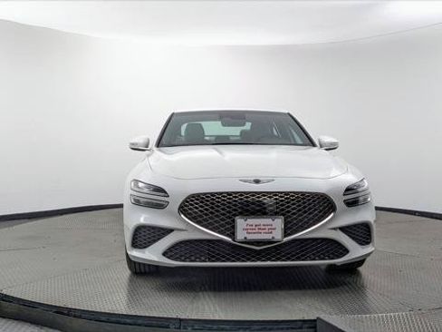 Used 2025 Genesis G70 2.5T RWD image 8
