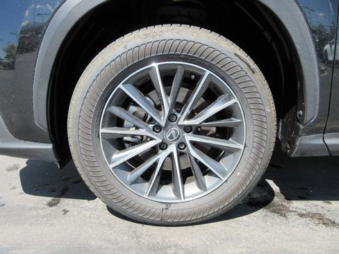 Used 2025 Lexus NX 350h AWD w/ Accessory Package (2T) image 18