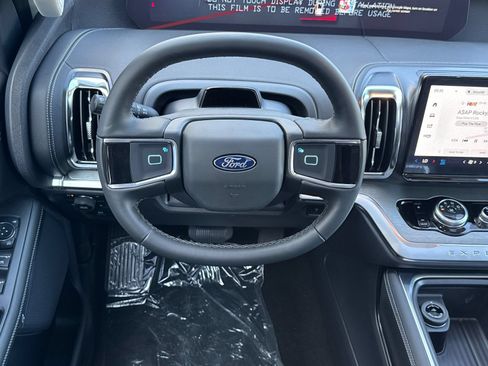 New 2026 Ford Expedition Max Platinum w/ Driver's Package AWD/4WD image 16