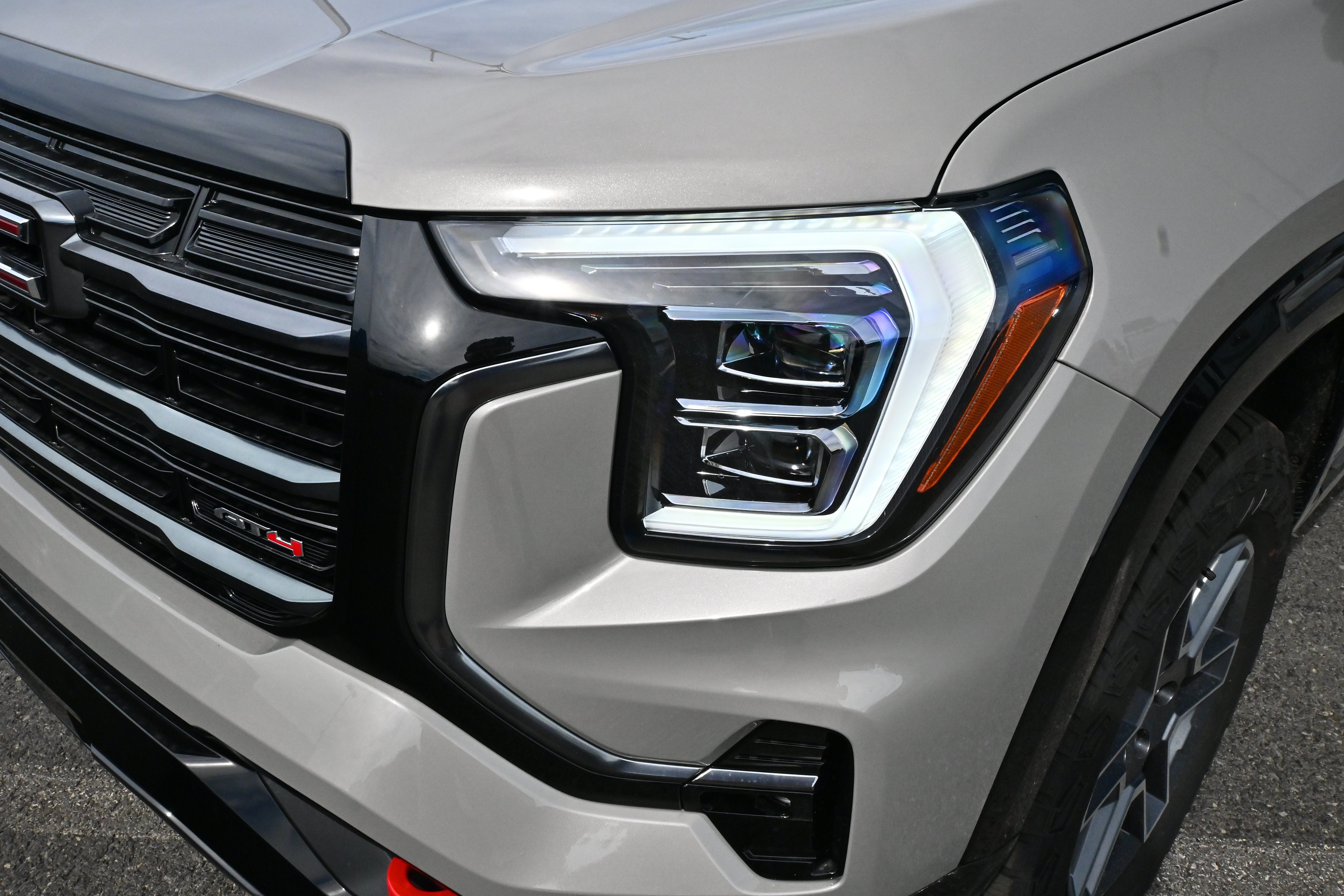New 2027 GMC Terrain AT4 w/ Technology Package II AWD/4WD image 13