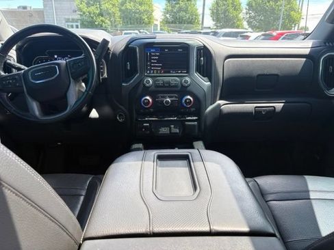 Used 2022 GMC Sierra 1500 Denali w/ Denali Reserve Package AWD/4WD image 22