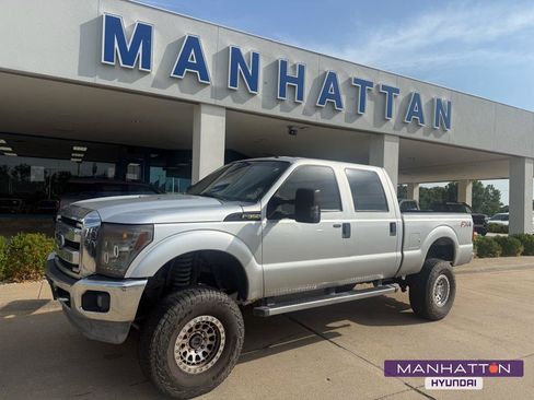 Used 2013 Ford F250 XLT w/ Chrome Pkg AWD/4WD image 1