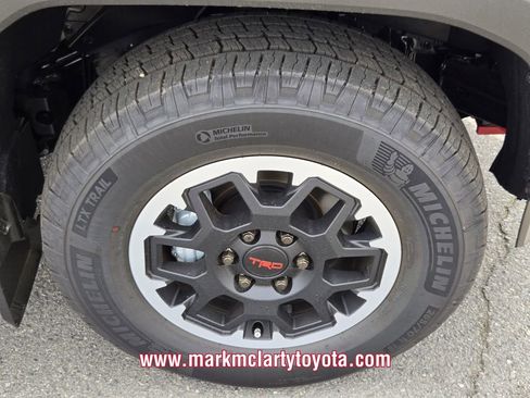 New 2026 Toyota 4Runner TRD Off-Road Premium AWD/4WD image 14