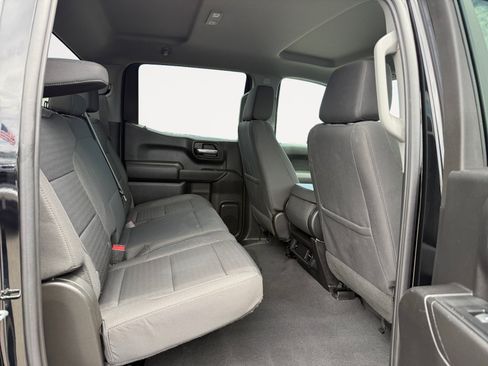 Used 2023 Chevrolet Silverado 1500 Custom AWD/4WD image 18