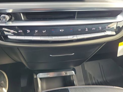 New 2026 Cadillac Lyriq Sport w/ LPO, Floor Liner Package AWD/4WD image 15