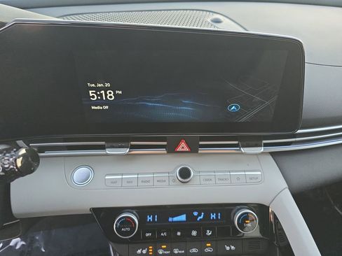 New 2026 Hyundai Elantra Limited image 20