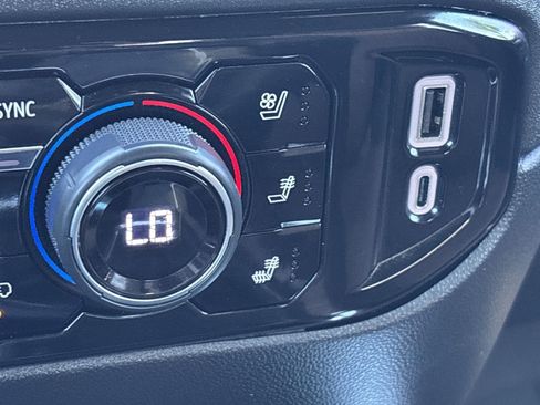 Used 2024 Chevrolet Silverado 1500 High Country w/ High Country Premium Package image 24