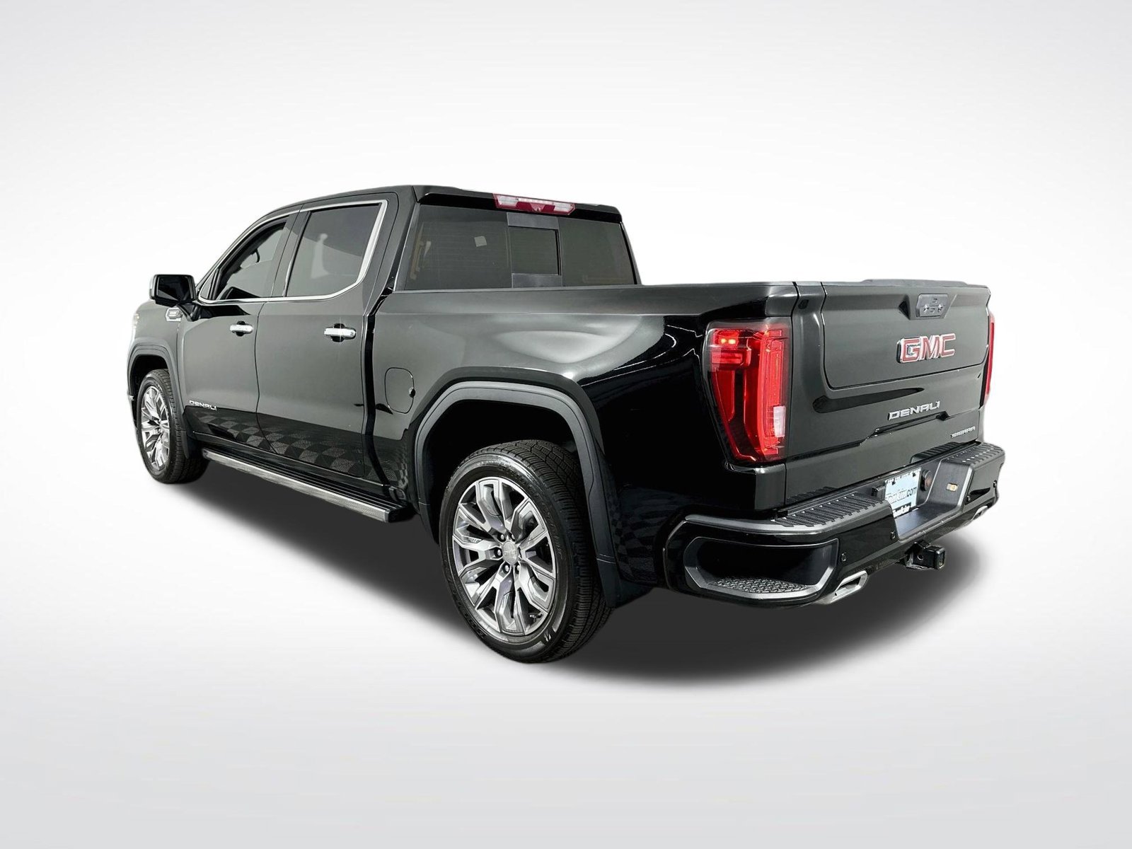 Used 2023 GMC Sierra 1500 Denali w/ Denali Reserve Package AWD/4WD image 6