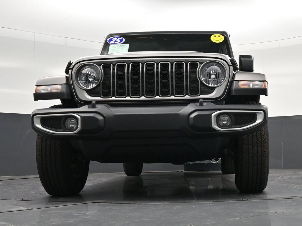 Used 2025 Jeep Gladiator Sport AWD/4WD image 30