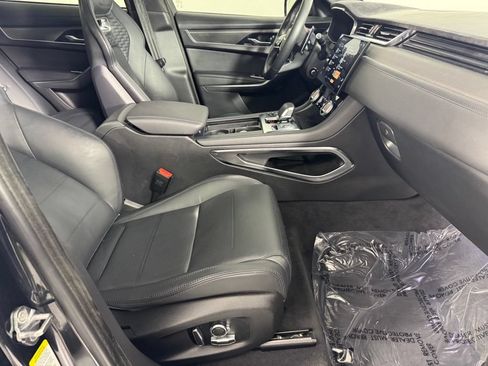 Used 2023 Jaguar F-PACE SVR AWD/4WD image 35