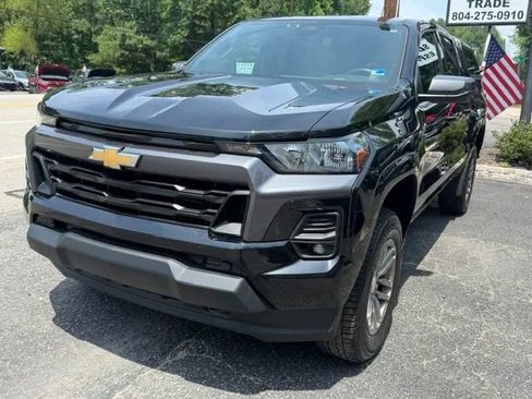 Used 2023 Chevrolet Colorado LT w/ LT Convenience Package AWD/4WD image 1