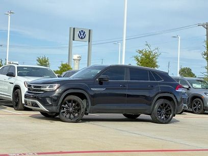 Used 2020 Volkswagen Atlas Cross Sport SE w/ Panoramic Sunroof Package