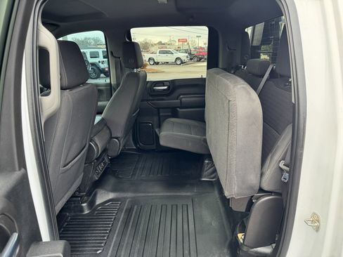 Used 2022 Chevrolet Silverado 3500 LT w/ Convenience Package image 22