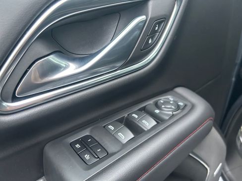 Used 2021 Chevrolet Tahoe RST image 24