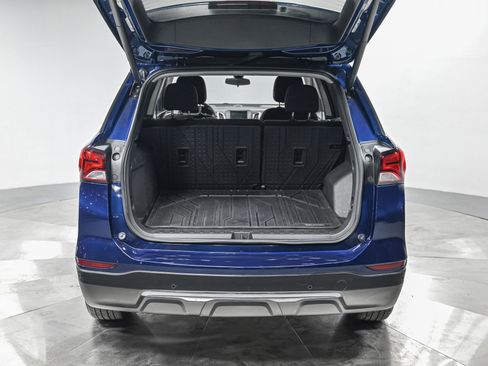 Used 2023 Chevrolet Equinox LT image 6