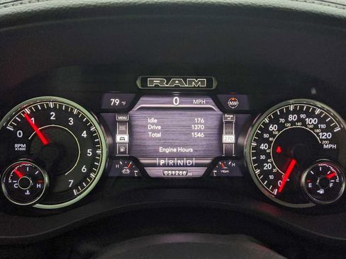 Used 2022 RAM 1500 Laramie AWD/4WD image 13