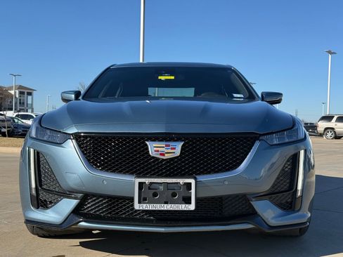 Used 2023 Cadillac CT5 Sport image 2