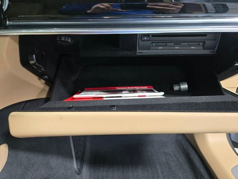 Used 2018 Porsche Panamera 4 image 54