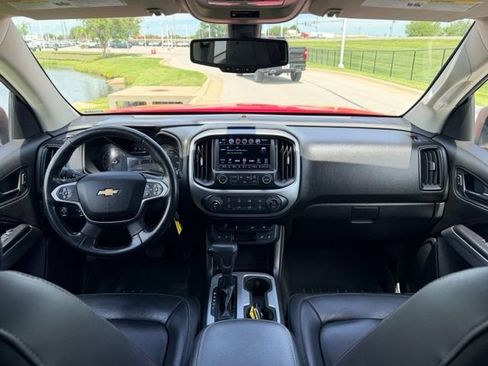 Used 2017 Chevrolet Colorado LT w/ Luxury Package, Chrome AWD/4WD image 6