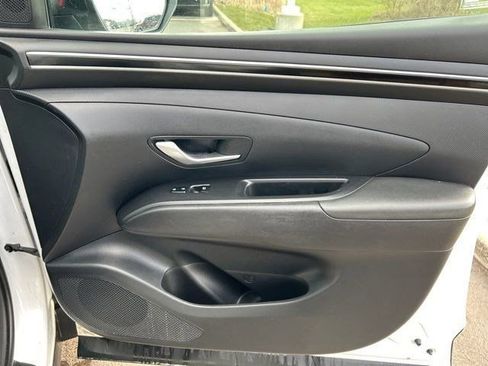 Used 2022 Hyundai Tucson SE image 37