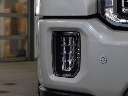 Used 2021 GMC Sierra 2500 Denali w/ Denali Ultimate Package AWD/4WD image 14