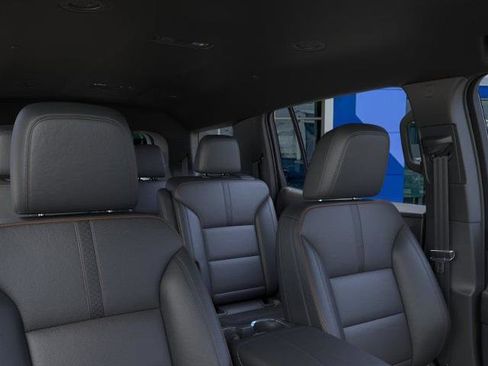 New 2026 Chevrolet Traverse High Country image 24