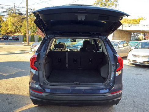 Used 2018 GMC Terrain SLE image 27